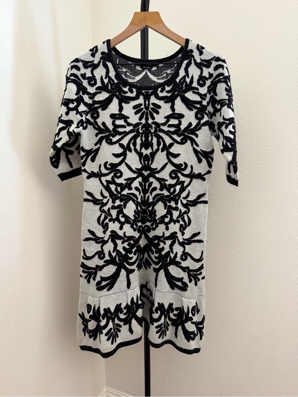 Vertigo Paris Black and White Knit Midi Dress - Picture 2 of 4